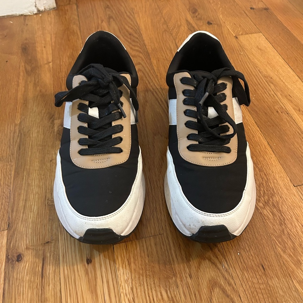 Dolce Vita Bettie Sneakers